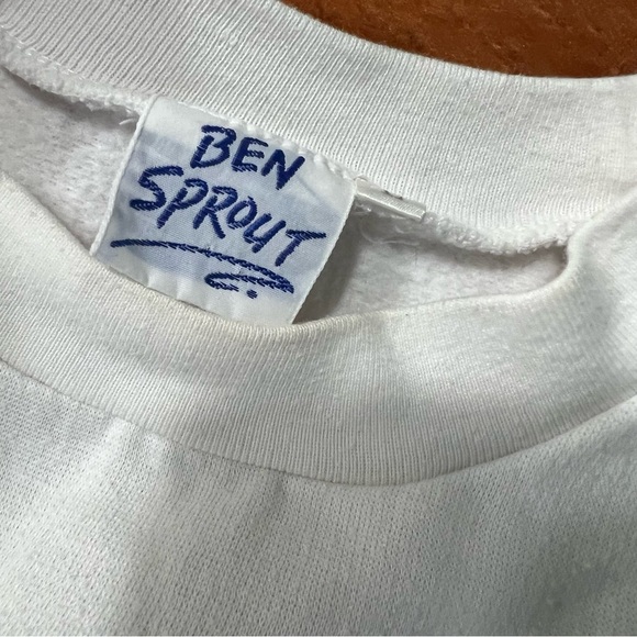 Vintage Ben Sprout Hong Kong CityScape Water Ferry Travel Sweatshirt white blue - Picture 4 of 13